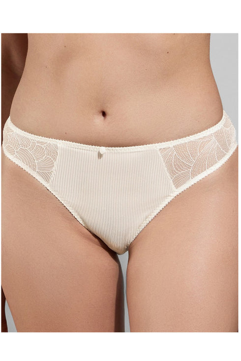 Empreinte May Brief