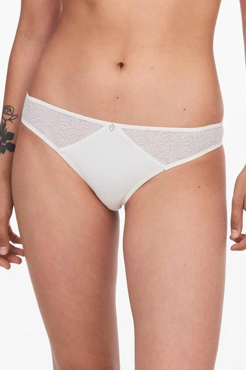 Chantelle Cloudia Tanga