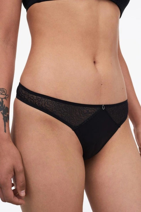 Chantelle Cloudia Tanga