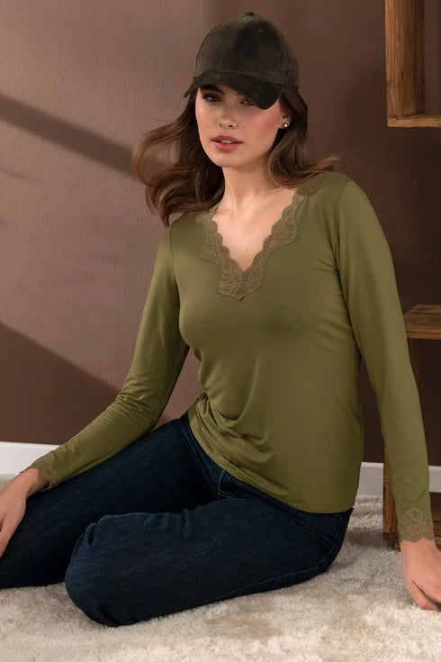 Antigel A06 Simply Perfect Long-sleeved Top