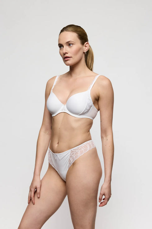 Marie Jo Heleen Thong
