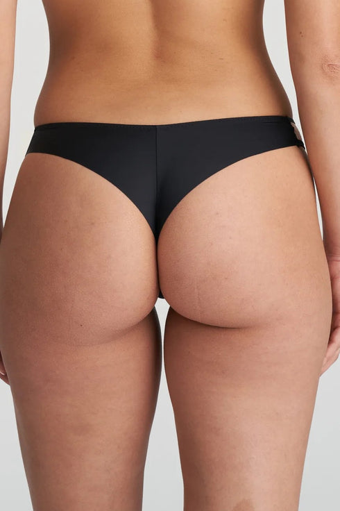 Marie Jo Amman Thong