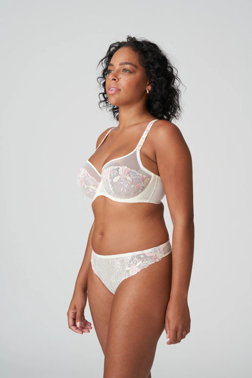 PrimaDonna Mohala Thong