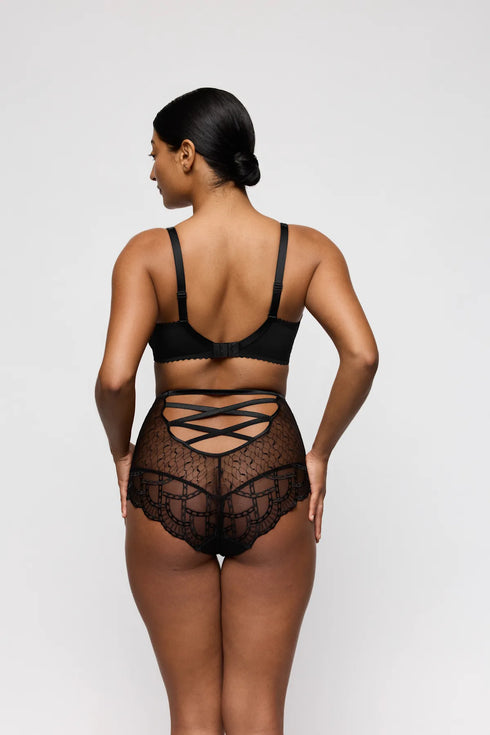 PrimaDonna Naica Special Briefs