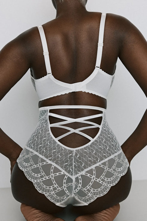 PrimaDonna Naica Special Briefs