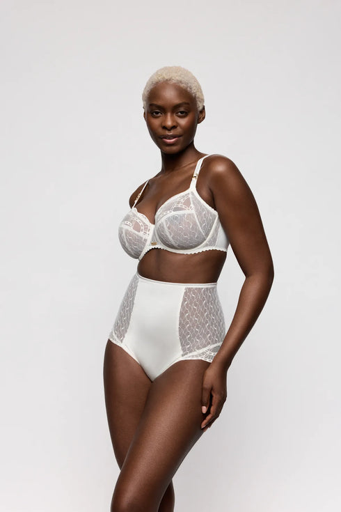 PrimaDonna Naica Special Briefs