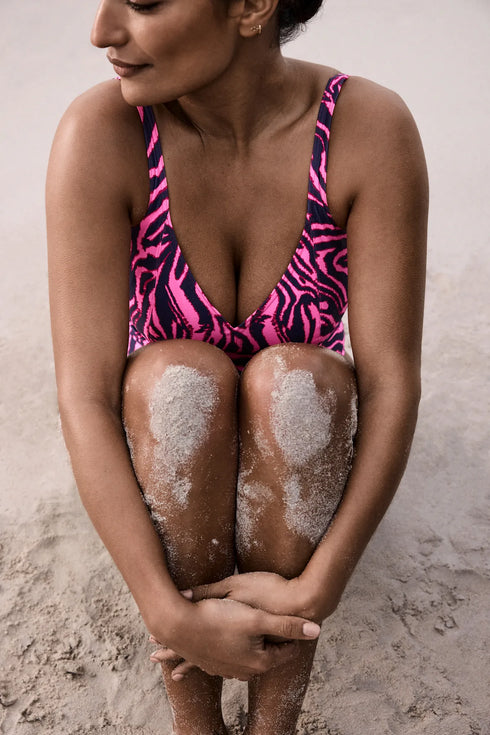 PrimaDonna Malabo Plunge Swimsuit Wireless