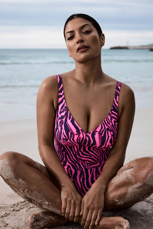 PrimaDonna Malabo Plunge Swimsuit Wireless