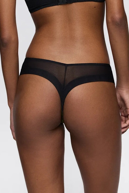 Sarda Bremer Thong