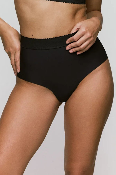 Sarda Eliza Full Briefs