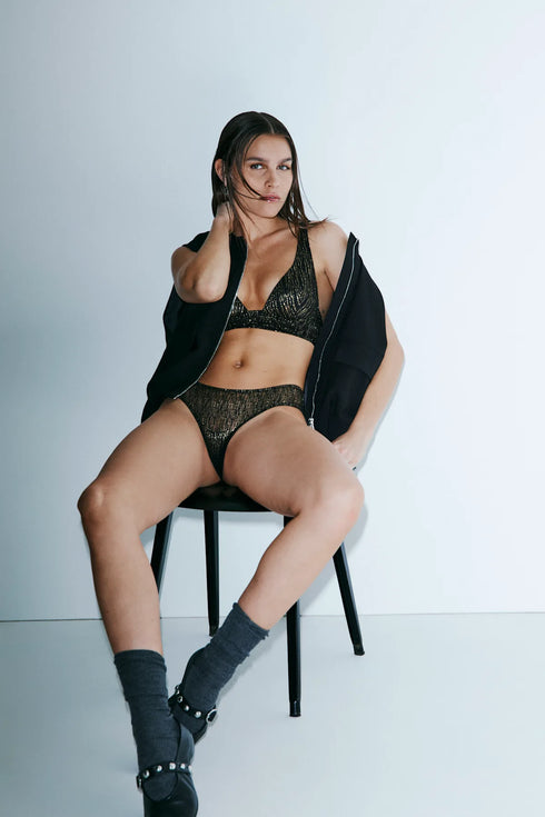 Sarda Tabei Hotpants