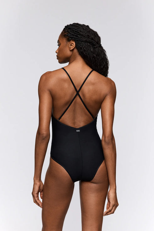 Sarda Rojas One Piece