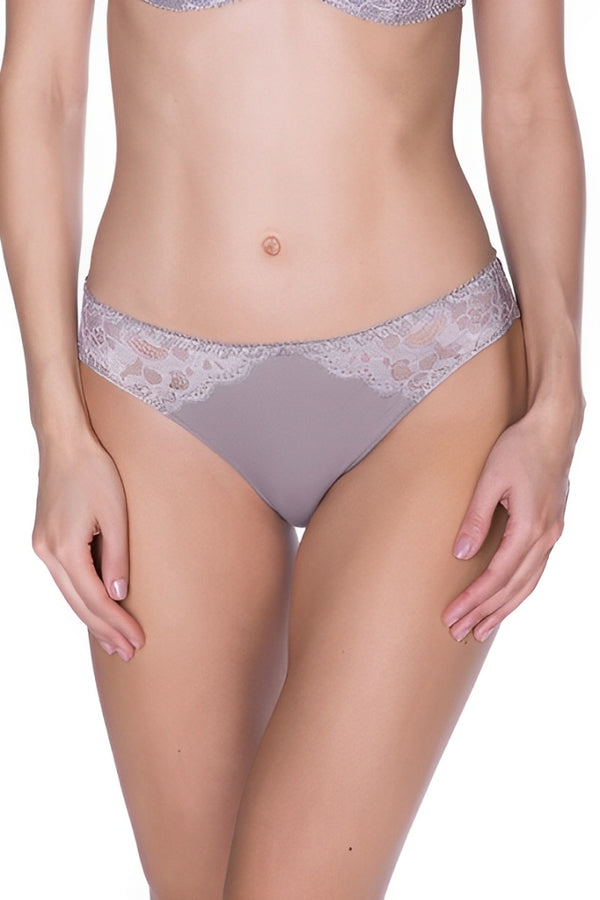 Rosa Petal Melanie Brief