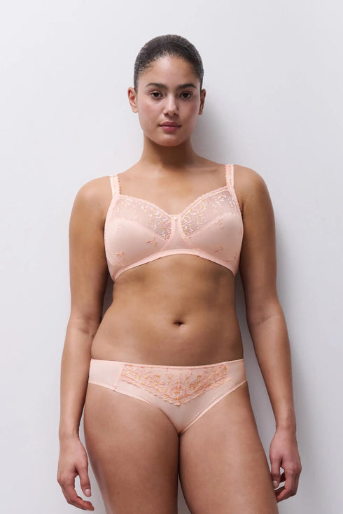 Chantelle Every Curve Lace Full Coverage Wireless Bra