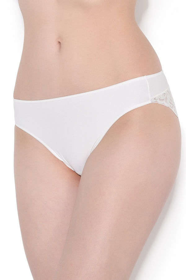 Janira Greta Brislip