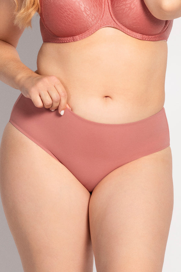 Ulla Lynn Briefs