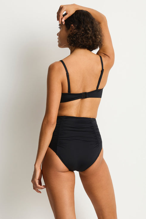 Sea Level Essentials Edit Super High Waist Gathered Pant