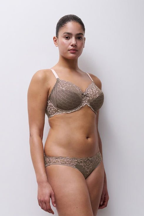 Chantelle Rive Gauche Lace Full Coverage Unlined Bra