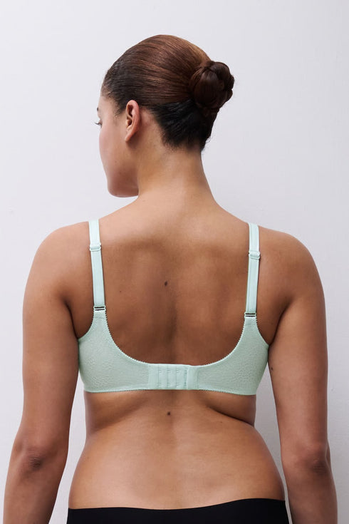 Chantelle C Magnifique Seamless Unlined Minimizer