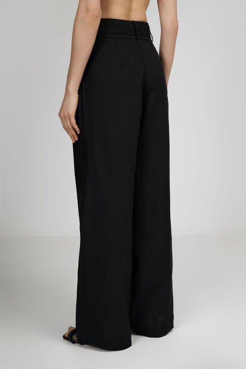 Shan Lina Linen Pants Tied At The Waist