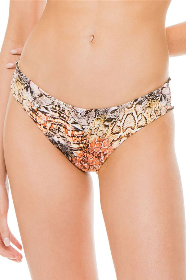 Luli Fama Skins Seamless Full Ruched Back Bottom