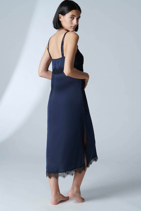 Simone Perele 23H Satin Secrets Nightgown