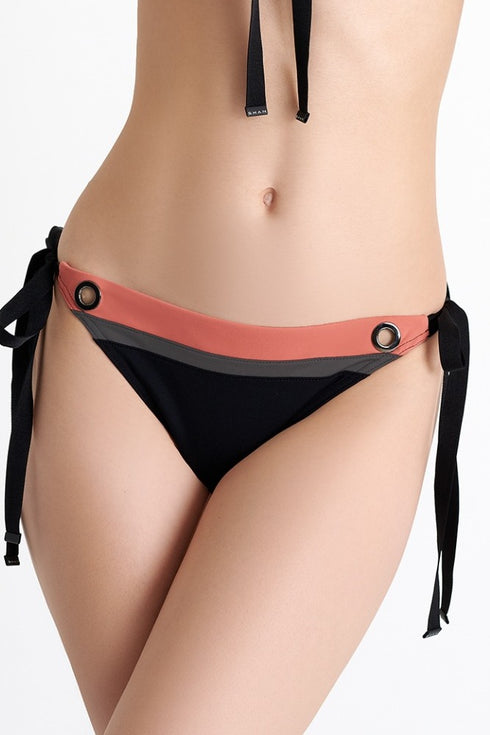 Shan Balnea Nara Low rise bikini bottom