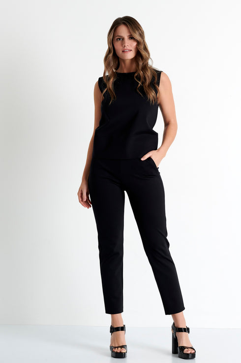 Shan Sofia Sleeveless round neck top