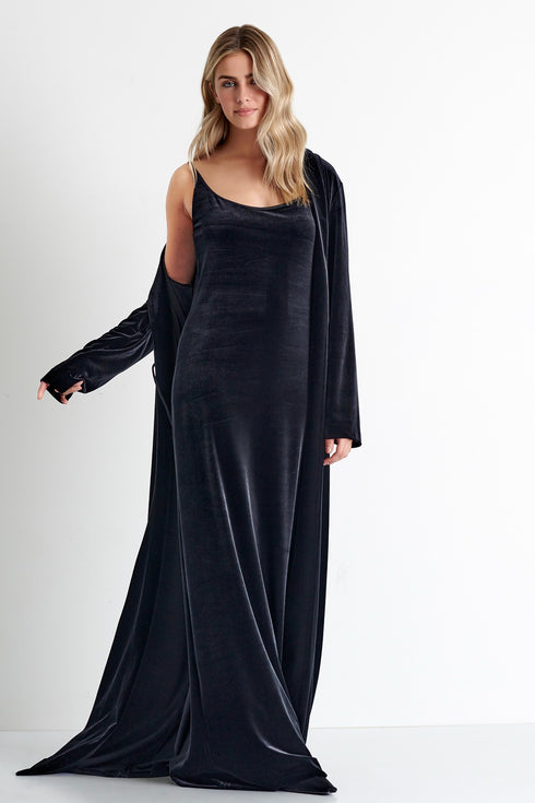 Shan Scarlett Chic peignoir