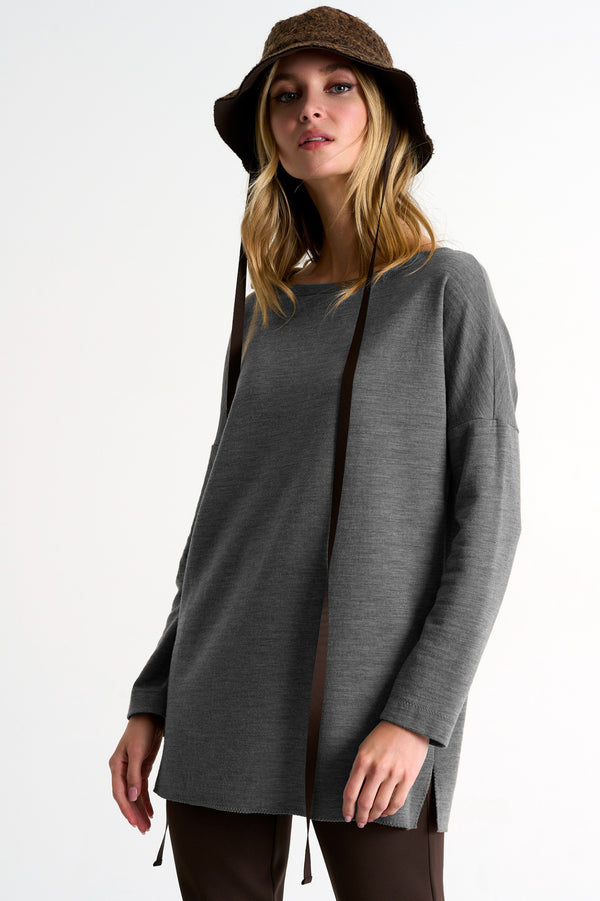 Shan Helena Long sleeve round neck top