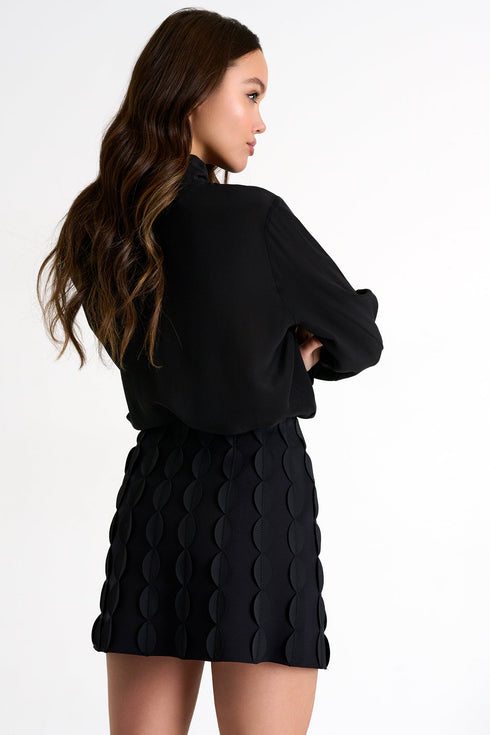 Scallop Detail Mini Skirt - 52357-45-800 02 / 800 Caviar / 75% POLYAMIDE, 25% ELASTANE