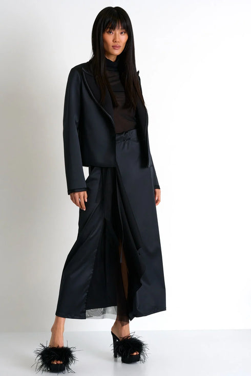 Shan Helena Timeless style satin blazer - 52387-81-800