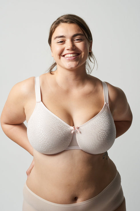 Chantelle C Magnifique Seamless Unlined Minimizer Bra