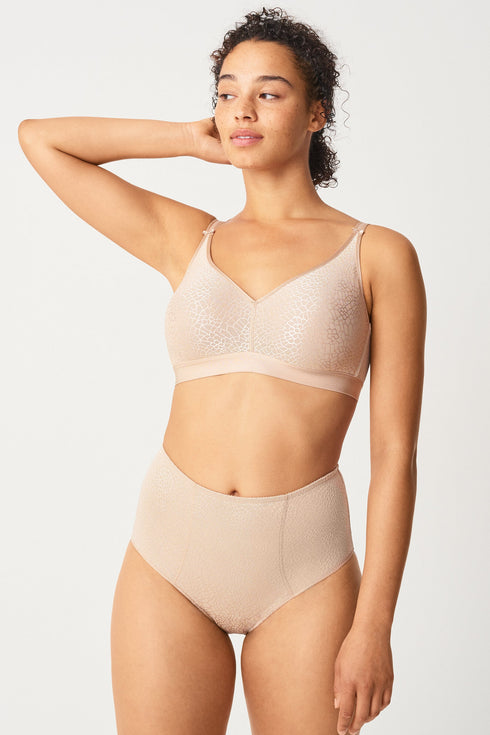 Chantelle C Magnifique Smoothing Full Brief