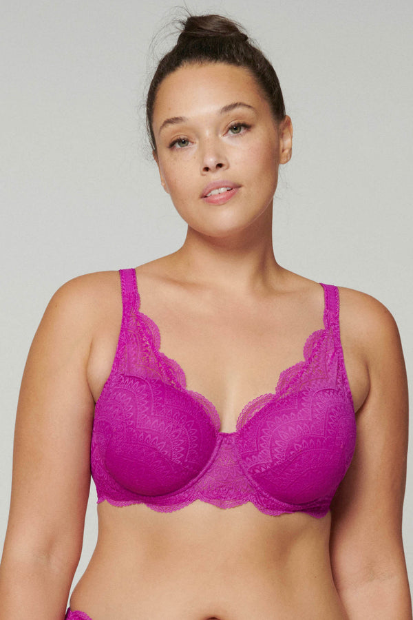 Simone Perele 12V Karma 3D Spacer Bra Covered In Lace