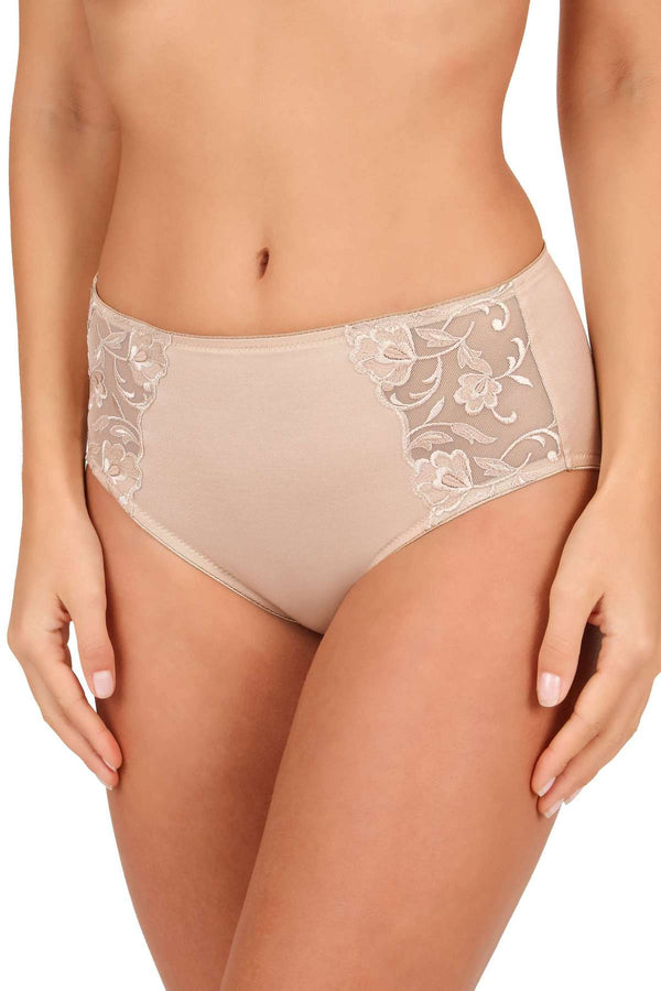 Felina Moments brief