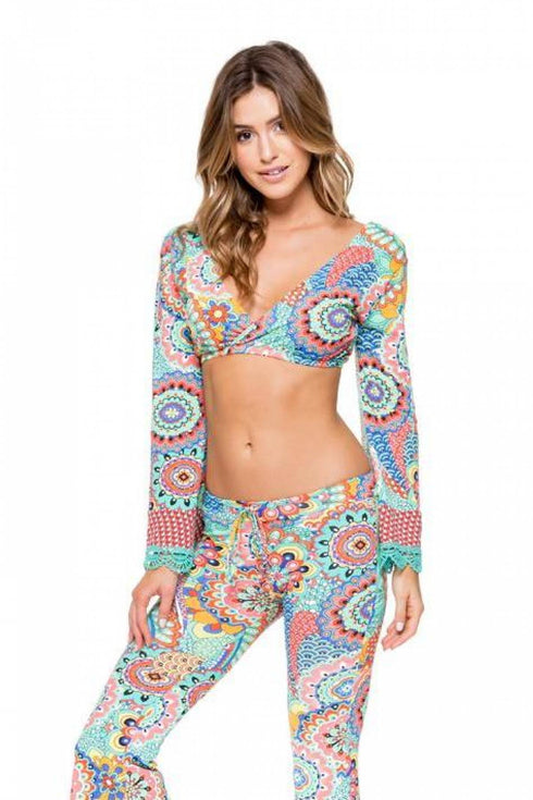 Luli Fama Mariposita Caribeña Bell Sleeve Crop Top