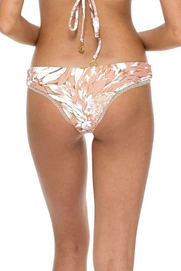 Luli Fama Amor Tabaco Y Ron LO RISE SKIMPY BOTTOM