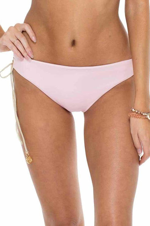 Luli Fama La Corredera Full Bottom