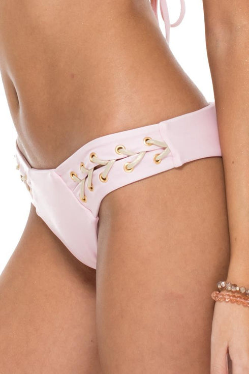 Luli Fama La Corredera Brazilian Bottom