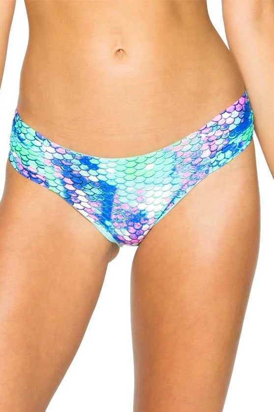 Luli Fama Casa De Las Sirenas Seamless Full Bottom