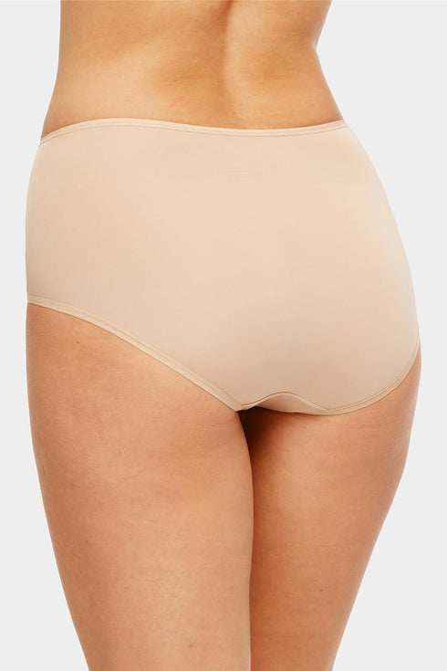 Montelle The Essentials Smoothing Brief