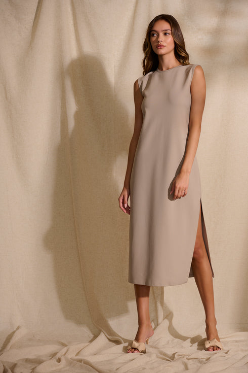 Shan Sofia Elegant sleeveless maxi dress