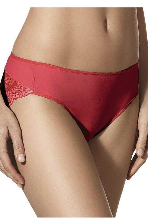 Janira Greta Brislip Color