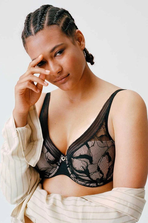 Chantelle True Lace Comfort Plunge Bra