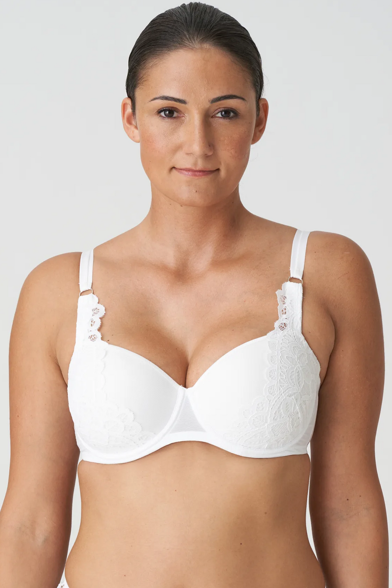 http://bralissimo.com/cdn/shop/products/eservices_primadonna_twist-lingerie-balcony_bra-first_night-0241882-white-0_3568573_1200x1200.png?v=1681241502