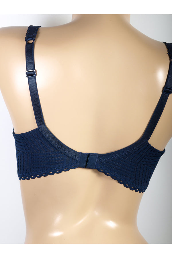 Antigel C37 Tressage Graphic Underwired full cup bra 2381 TP/TRESSAGE  POURPRE buy for the best price CAD$ 109.00 - Canada and U.S. delivery –  Bralissimo