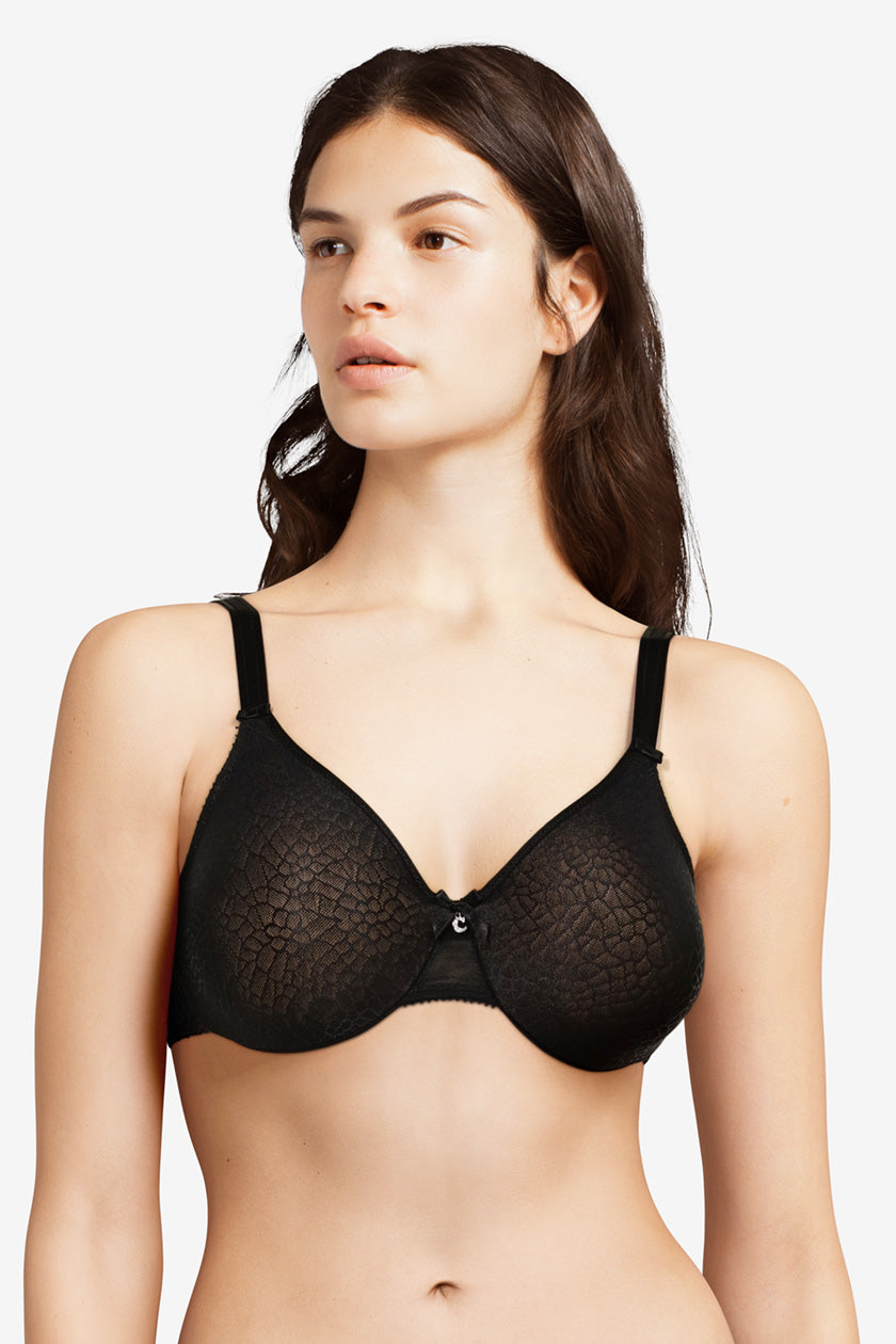Chantelle C Magnifique Seamless Unlined Minimizer Bra 011 BLACK buy for the  best price CAD$ 109.00 - Canada and U.S. delivery – Bralissimo
