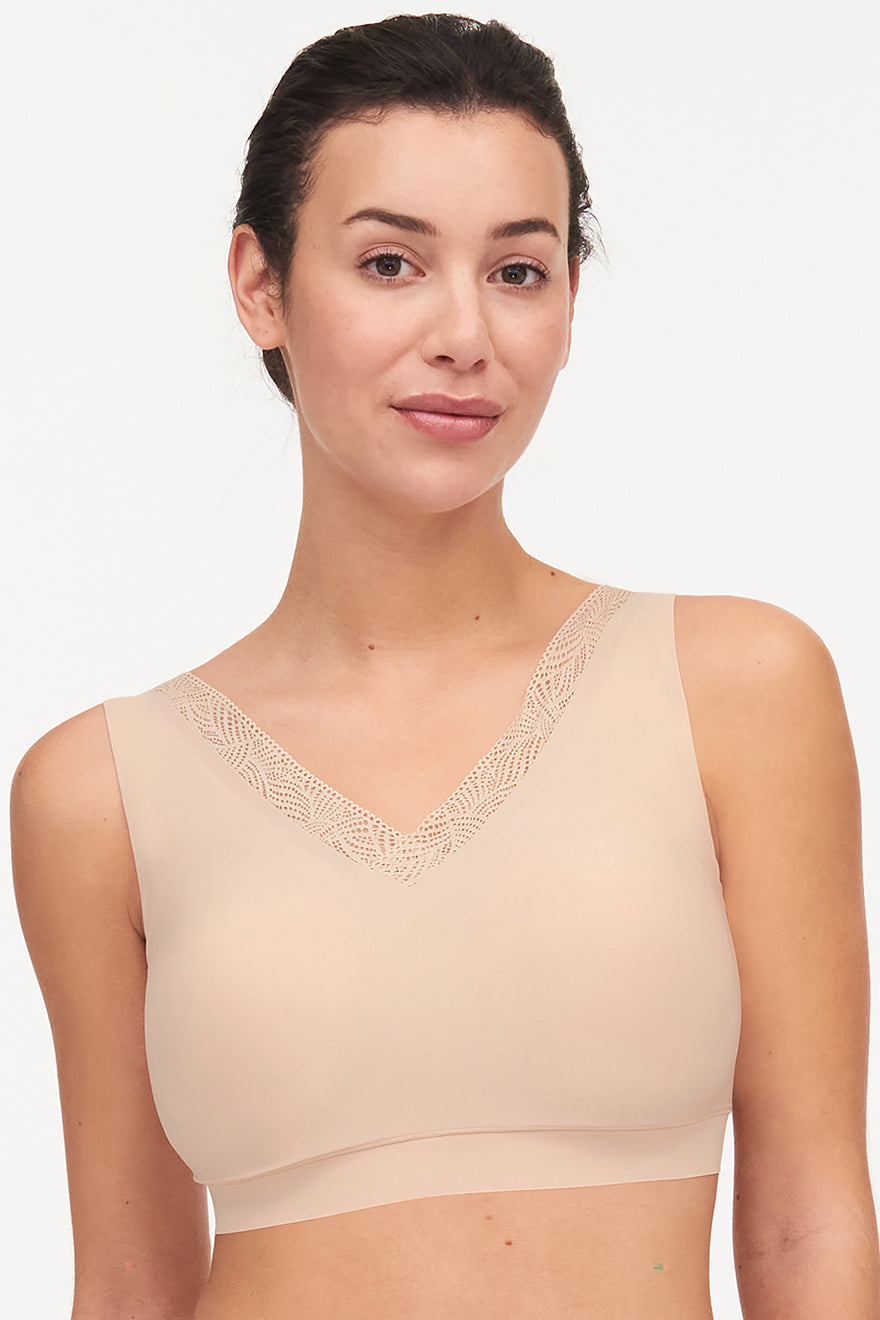 Chantelle Softstretch Padded Top With Hook And Eye 01N NUDE BLUSH