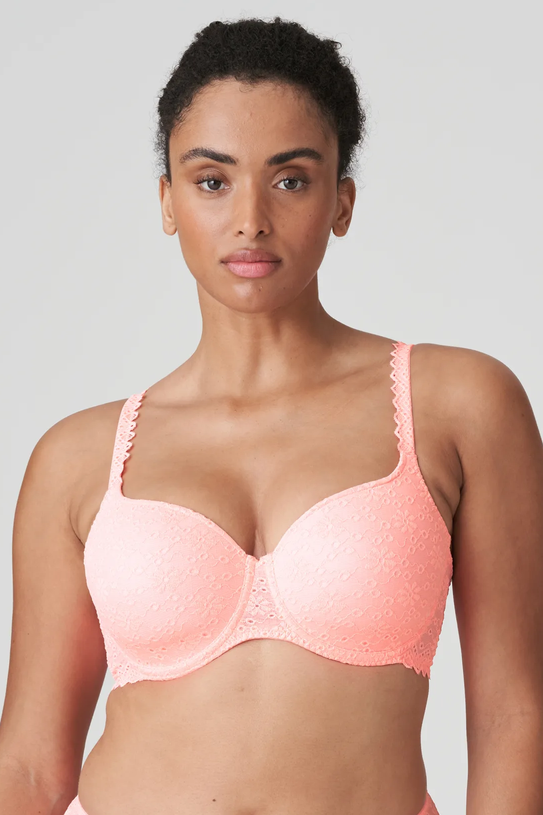 https://bralissimo.com/cdn/shop/products/eservices_primadonna_twist-lingerie-padded_bra-sunset_hotel-0242230-pink-0_3564530_1087x.png?v=1678137782